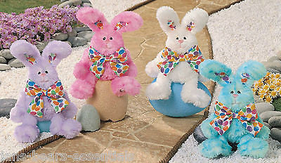 Gund - Swirley Bunny - White - 9"