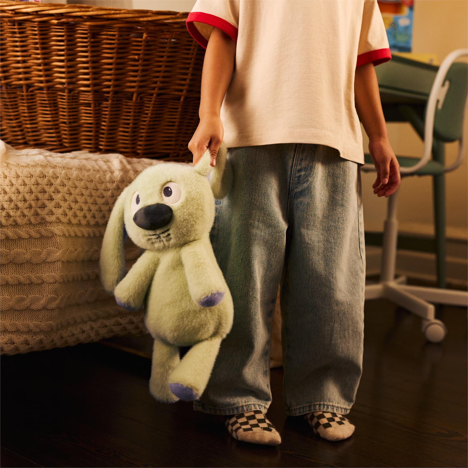 Gund - Hidden Pigeon Company - Knuffle Bunny - 13.5"