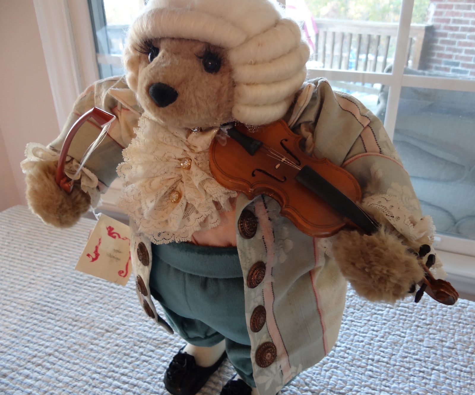 Apple Whimsey - Mozart Bear